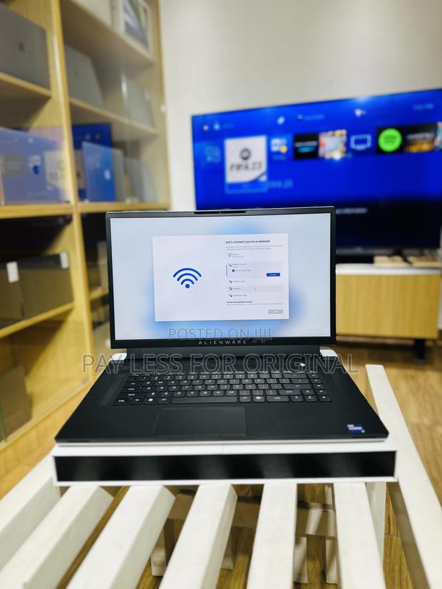 New Laptop Dell Alienware 17 16GB Intel Core I9 SSD 1T · Photo 6
