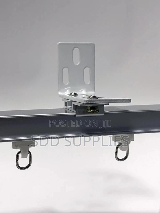 Smart Curtains Wall Mount Holder Bracket · Photo 4