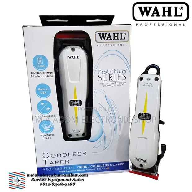 Wahl Super Taper Cordless Clippe for Barbers · Photo 2