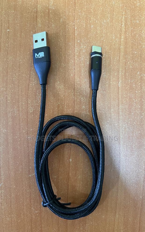 M2 TEC Magnetic Nylon Woven USB-C Cable -100cm · Photo 6