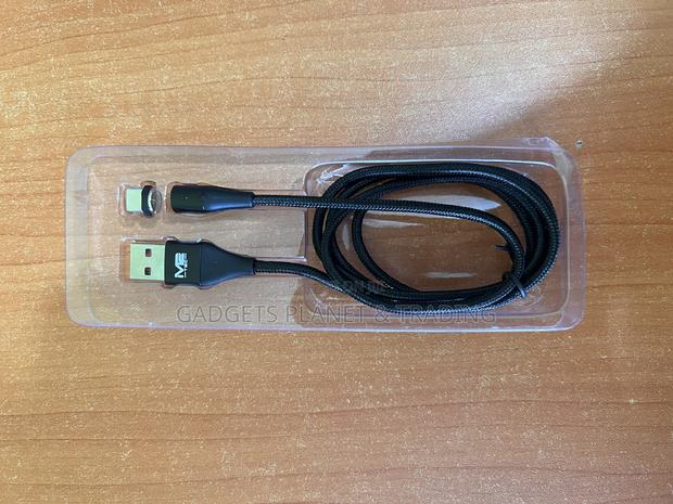 M2 TEC Magnetic Nylon Woven USB-C Cable -100cm · Photo 4
