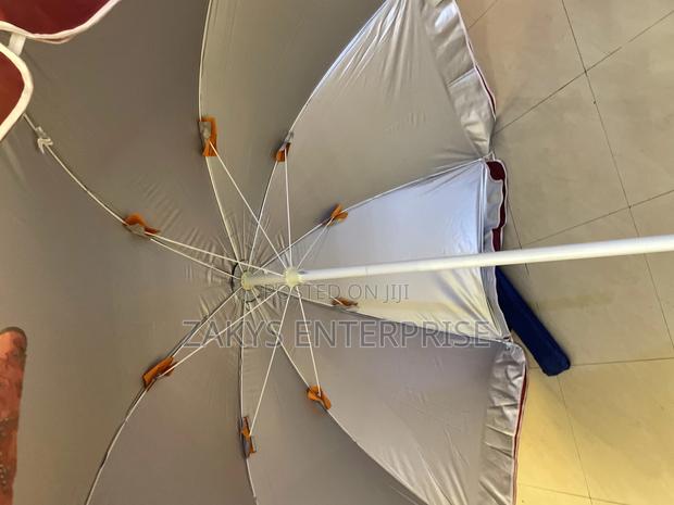 Double Layer Parasol Umbrella 001 · Photo 3