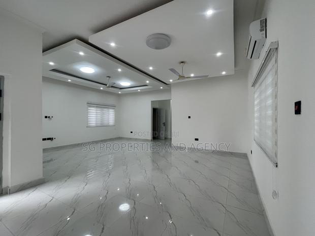 3bdrm House in Spintex for rent · Photo 4