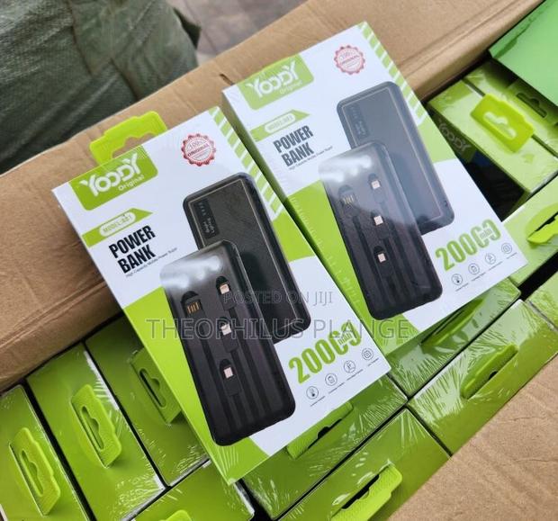 20000 MHZ Yoody Power Bank · Photo 1