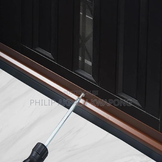 Door Sweeper Rubber Seal · Photo 4
