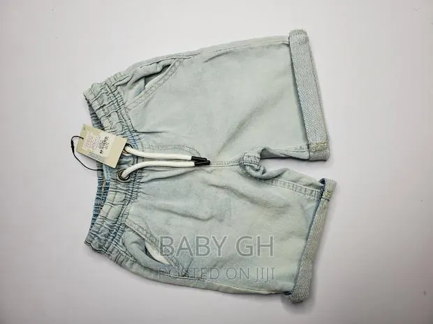 Primark Girls Blue Denim Shorts. · Photo 1
