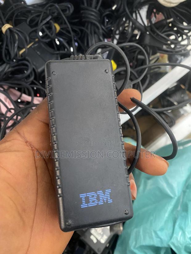 IBM Laptop Adapter/Charger 16v UK Used Uk Used · Photo 3
