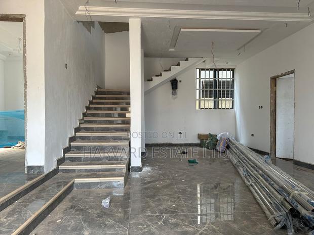 4bdrm Townhouse/Terrace in Sokoban Wood Village, Kumasi Metropolitan · Photo 4