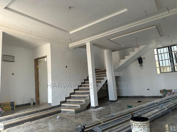 4bdrm Townhouse/Terrace in Sokoban Wood Village, Kumasi Metropolitan · Photo 5
