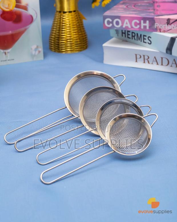 Fine Mesh Strainer ( S/M/L Sizes) · Photo 2