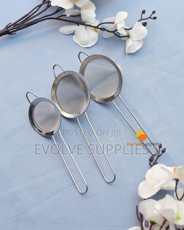 Fine Mesh Strainer ( S/M/L Sizes) · Photo 1