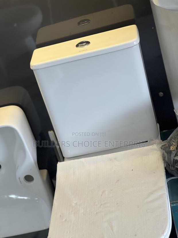 Pro Close Couple Water Closet (Dual Flush) · Photo 2