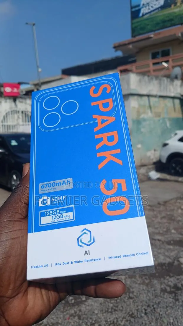 New Tecno Spark 50 128 GB Black · Photo 1