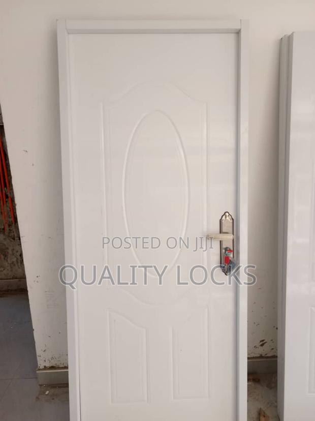 Bedroom Doors · Photo 2