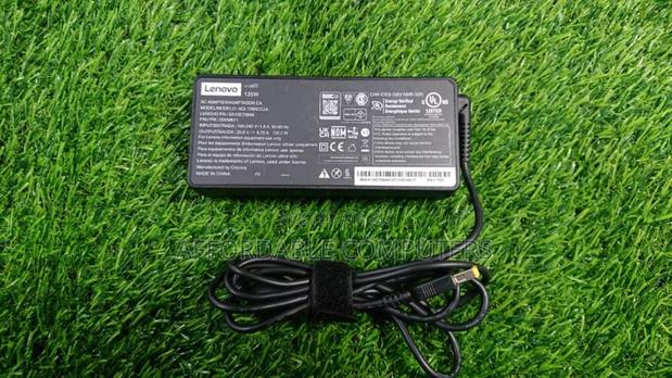 Lenovo Charger · Photo 1