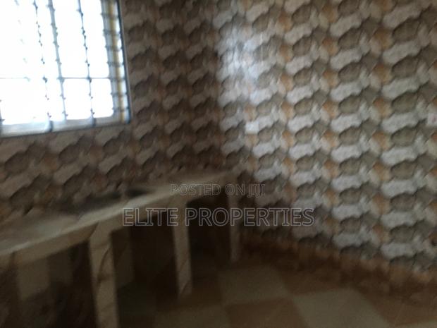2bdrm Apartment in Dawhwenya-Tabora, Tema Metropolitan for rent · Photo 6