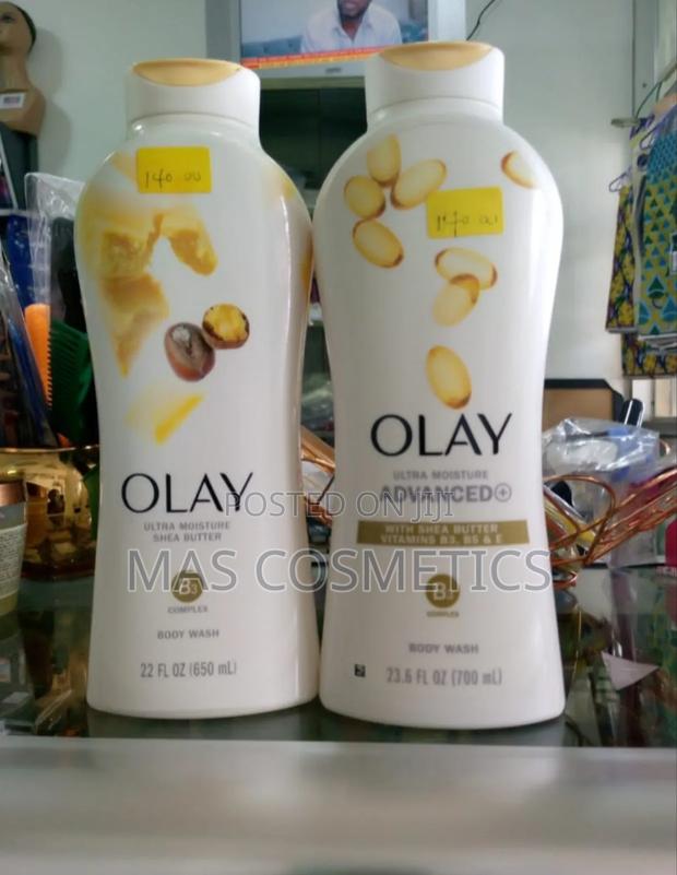 Olay Advanced Moisture Renewal Blend Body Wash · Photo 2