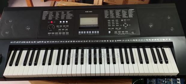 Yamaha PSR E283 · Photo 3
