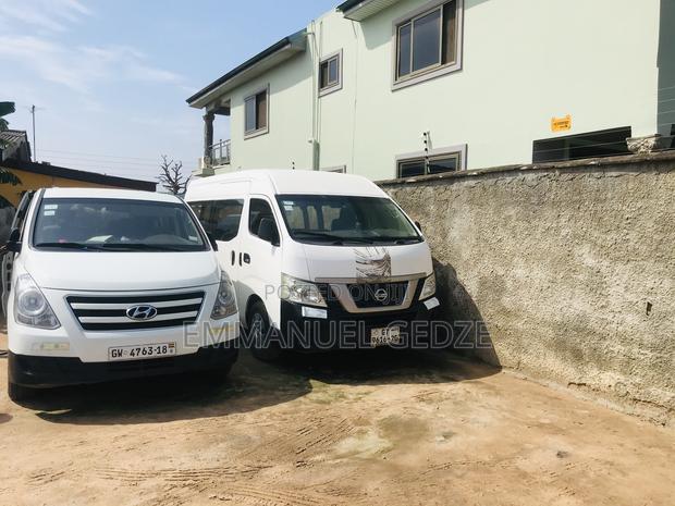Mini Vans for Rent - 12/14 Seater · Photo 1