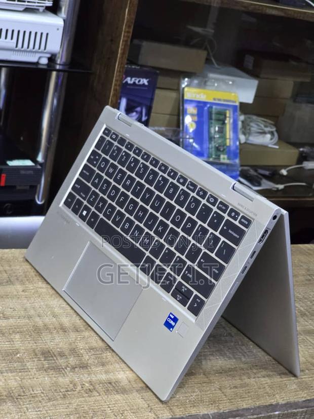New Laptop HP EliteBook X360 1030 G7 16GB Intel Core I5 SSD 256GB · Photo 1