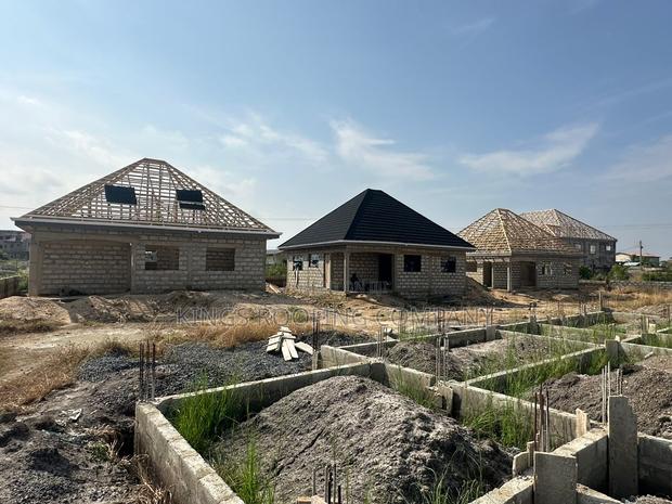 Euro-Roof Work · Photo 1