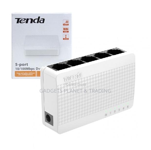 Tenda 5-Port Mini 10/100mbps Fast Ethernet Switch - S105 · Photo 1