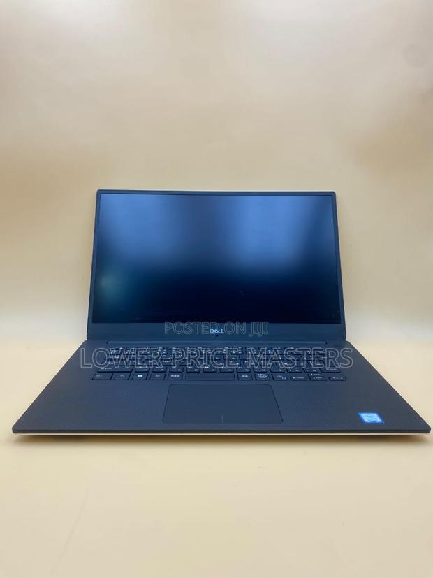 New Laptop Dell Precision 5530 16GB Intel Core I7 SSD 256GB · Photo 1