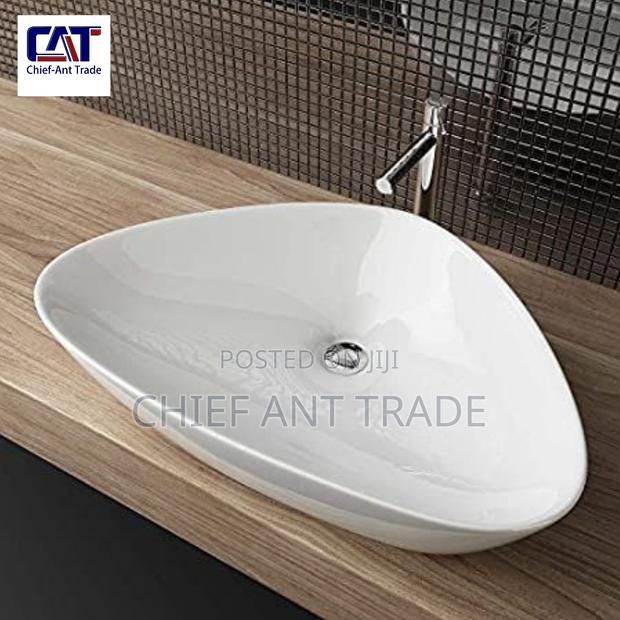 Countertop / Pedicure Basin B3404 · Photo 3