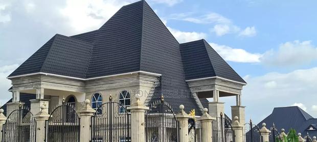 Stone Coated Metal Roof Tile · Photo 1