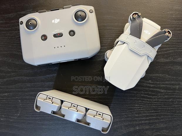 Dji Mini 2 Se Fly More Combo · Photo 1