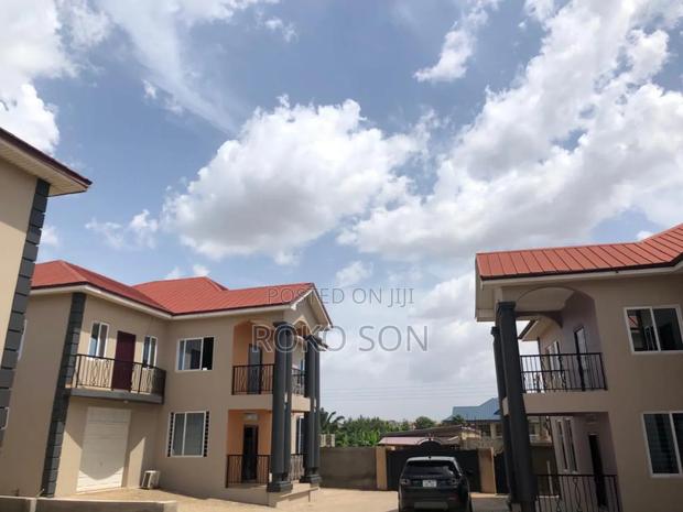 4bdrm Duplex in Dr Roko, Accra Metropolitan for sale · Photo 7