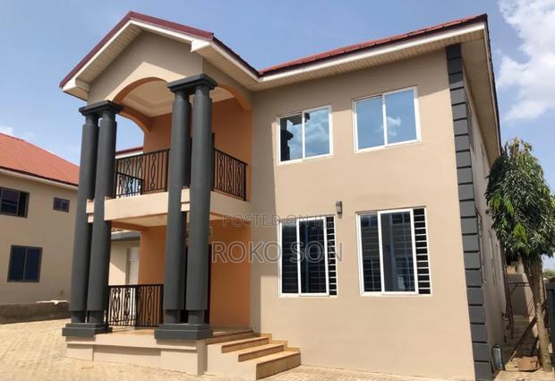4bdrm Duplex in Dr Roko, Accra Metropolitan for sale · Photo 3