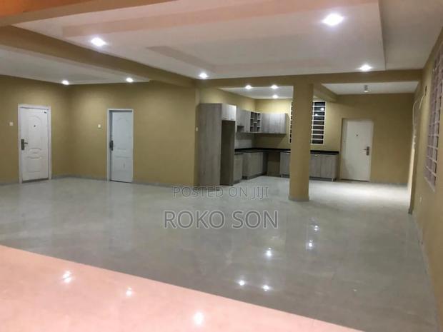 4bdrm Duplex in Dr Roko, Accra Metropolitan for sale · Photo 5