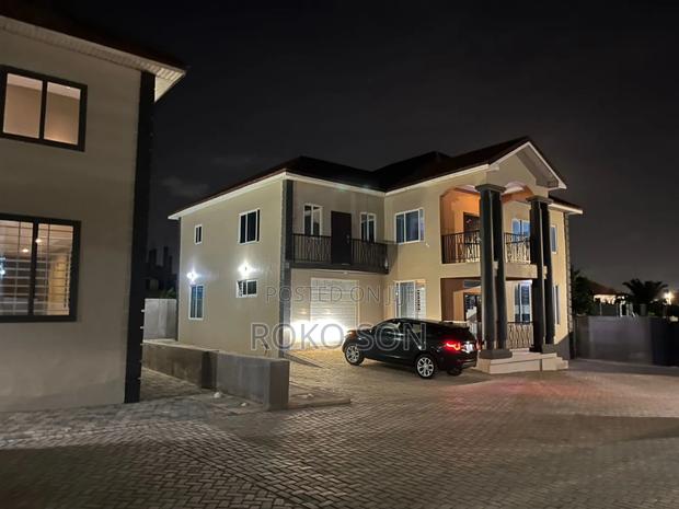 4bdrm Duplex in Dr Roko, Accra Metropolitan for sale · Photo 1