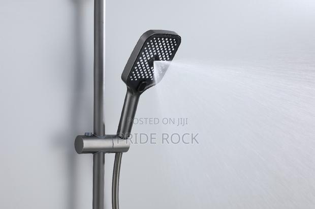 Quality Big Shower Pole, Rain Showeled Light With Thermostat · Photo 2