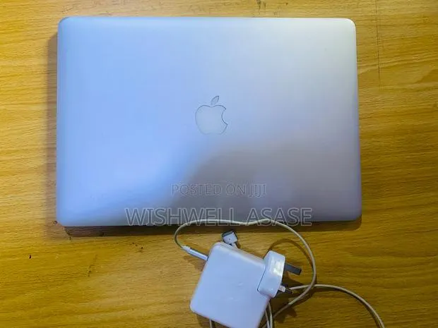 Laptop Apple MacBook Pro 2015 16GB Intel Core i7 SSD 512GB · Photo 1