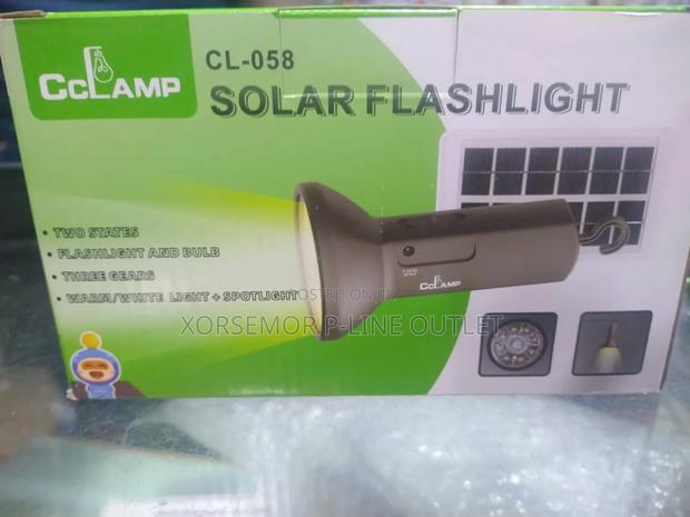 Cclamp Solar and Electric Flashlight · Photo 1