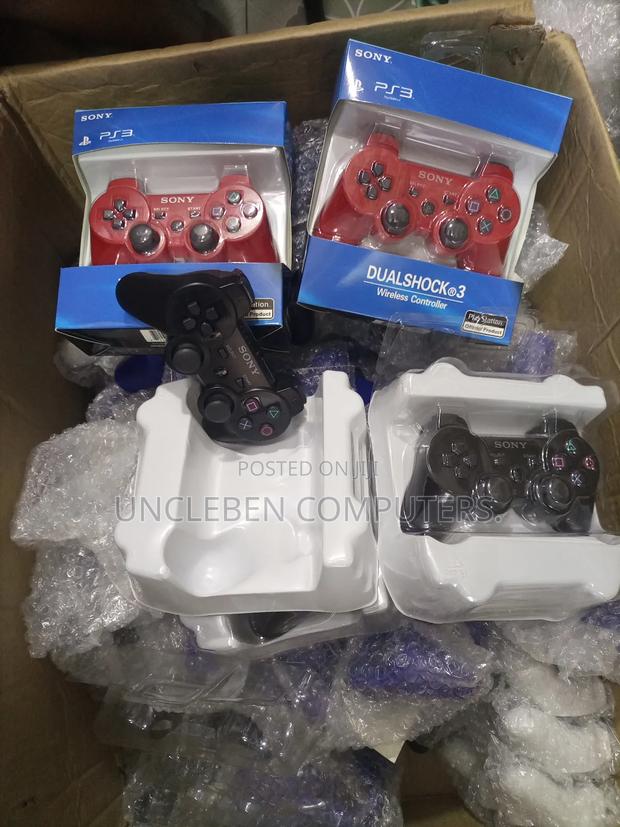 Playstation 3 Controller · Photo 1