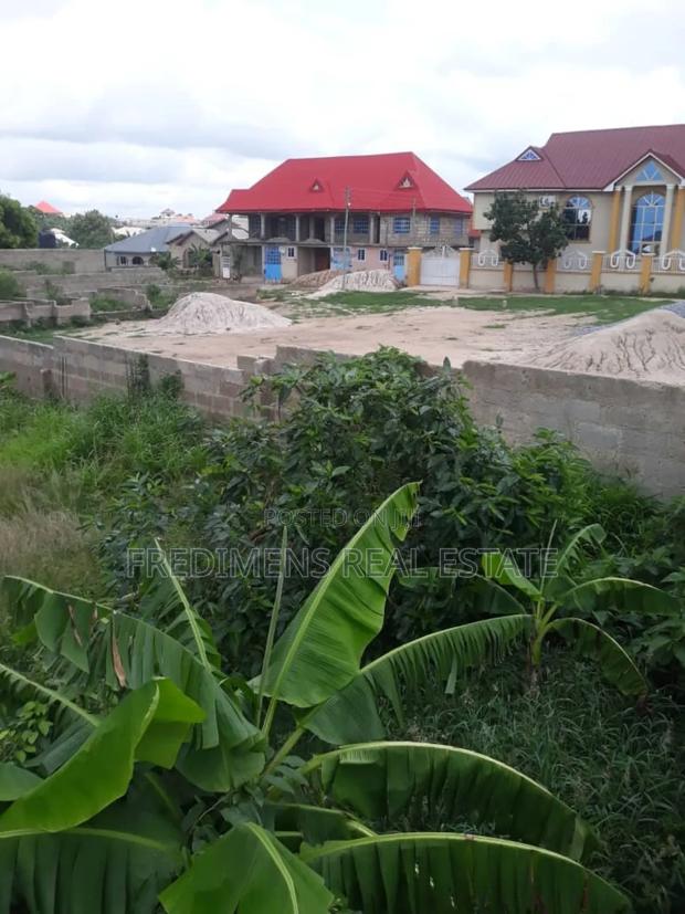 One and Half Icre Plot at Faade for Sale · Photo 5