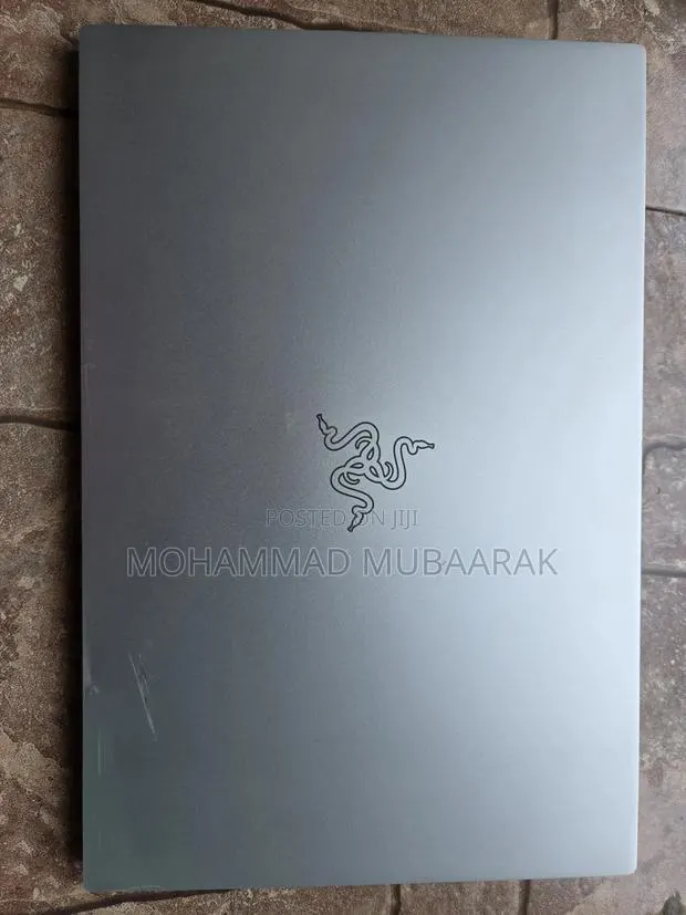 Laptop Razer Blade 24GB Intel Core i7 SSD 512GB · Photo 1