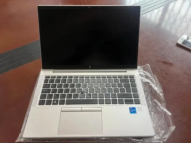 Laptop HP EliteBook 840 G8 16GB Intel Core i5 SSD 256GB · Photo 1