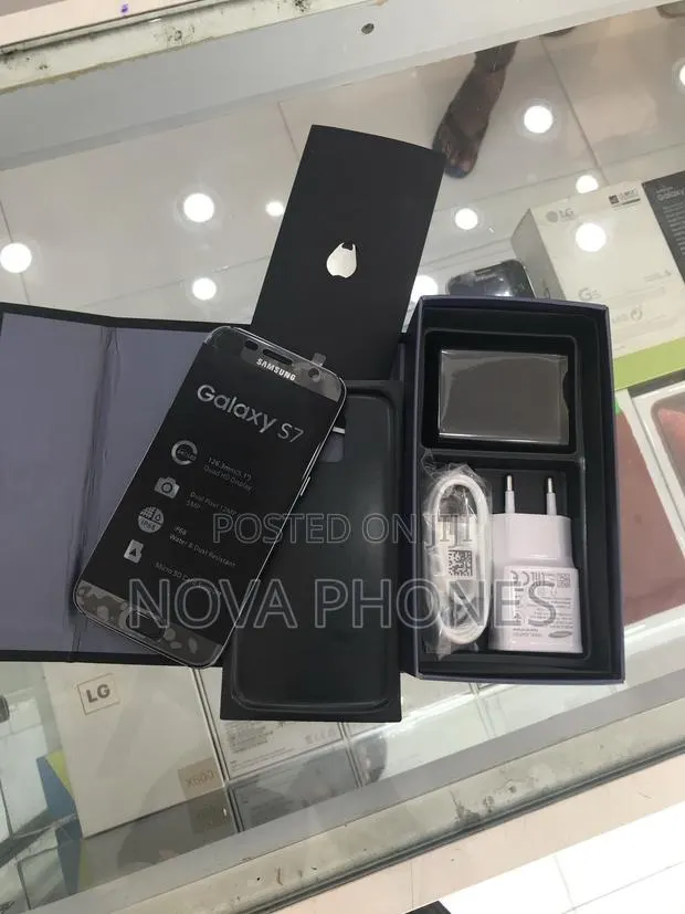 New Samsung Galaxy S7 32 GB · Photo 1