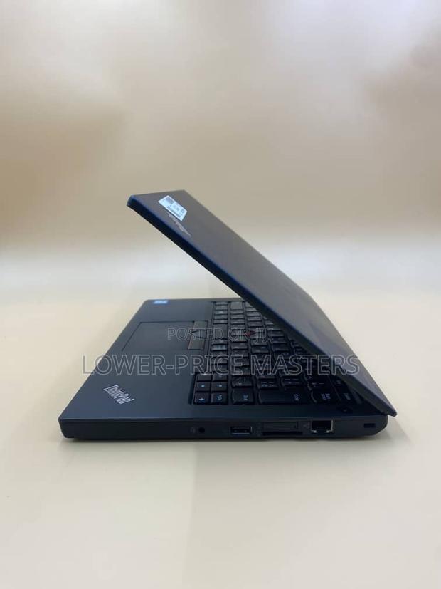 New Laptop Lenovo ThinkPad X270 8GB Intel Core I3 SSD 256GB · Photo 1