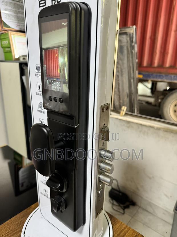 G B Smart Lock With Faceid Fingerprint Tuya App Digital Door Handle · Photo 2