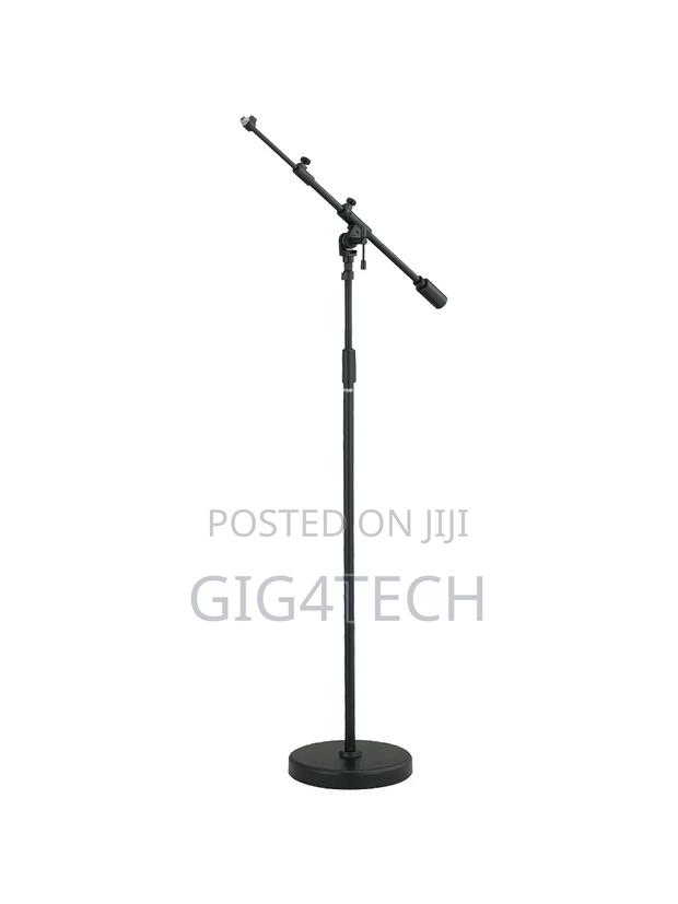 Microphone Stand With Round Base · Photo 1