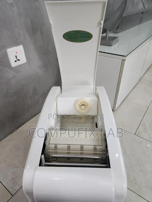 Wet Towel Machine · Photo 6