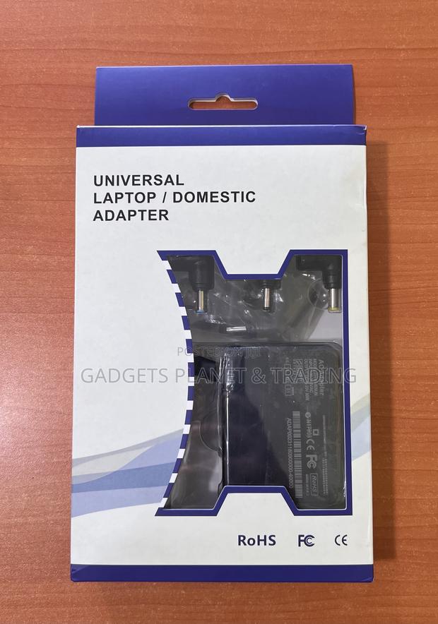 90w Universal Charger for Laptop/Notebook With 15 Connector · Photo 1