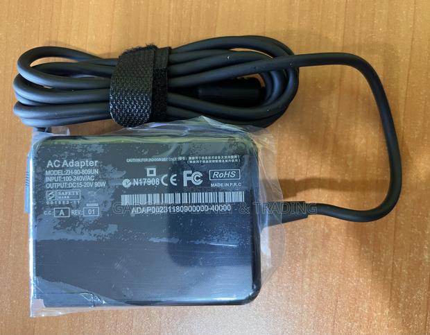 90w Universal Charger for Laptop/Notebook With 15 Connector · Photo 6