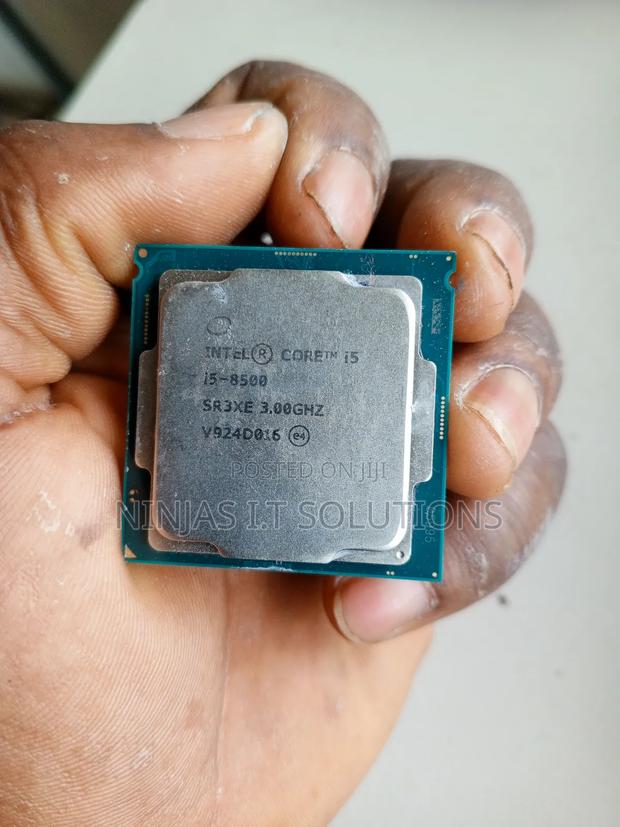 I5 8th Generation Cpu · Photo 1