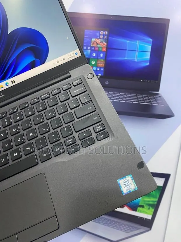 Laptop Dell Latitude 7400 8GB Intel Core i5 SSD 256GB · Photo 1